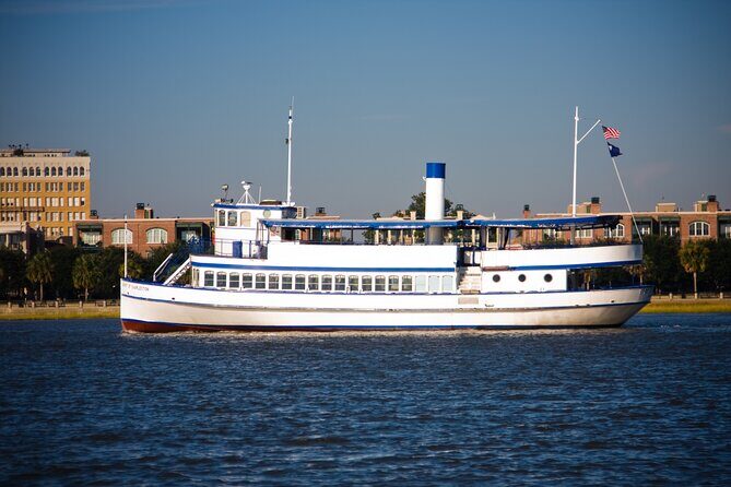 1.5-Hour Charleston Harbor Cruise with Live Narration - Fort Sumter, The Battery, Castle Pinckney, and the Big Names