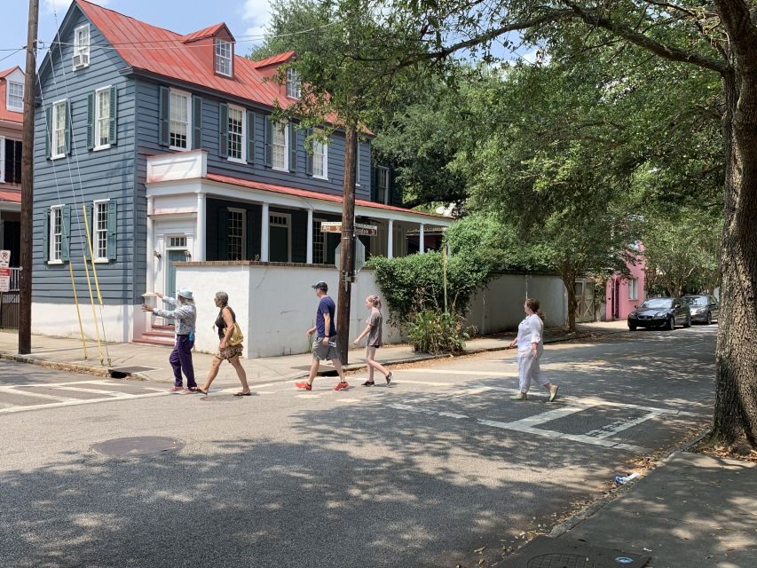 Charleston: 2-Hour Strong Women of the South History Tour - Starting at the Alleged Execution Site: Why the Tour Goes Dark First