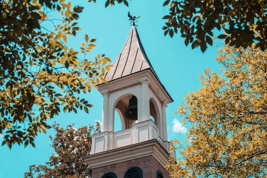Charleston: 3-Hour Secret Food Tour - A neighborhood off the typical route: why the walking route feels smarter