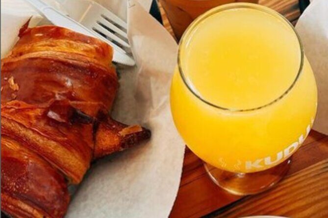 Charleston Brunch Food Tour: Biscuits, Shrimps, Grits and More - King Street to Upper King Design District: the morning’s tastings start fast