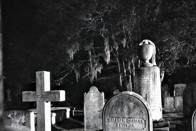 Charleston Dark History & Ghost Tour with Adam - Walking Comfort: The Stuff to Bring in Charleston