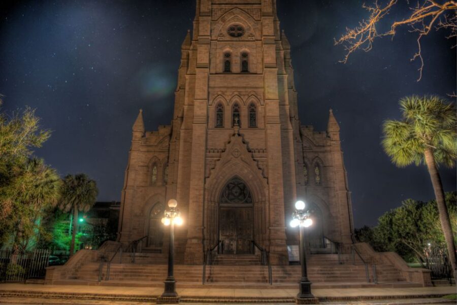 Charleston: Death and Depravity Ghost Walking Tour - Starting at Joe Riley Waterfront Park: Easy to Find, Easy to Slip Into the Night