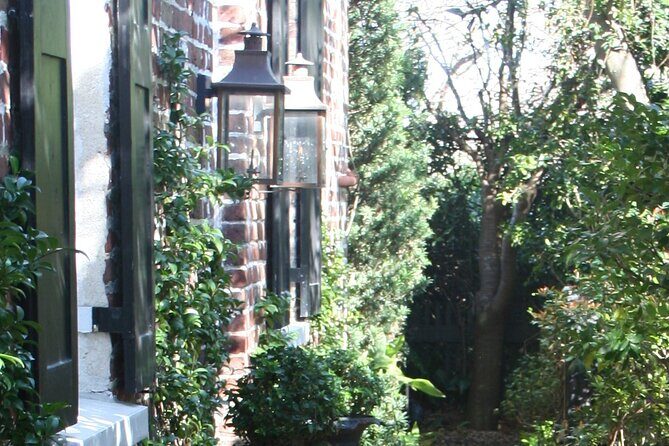Charleston Footprints Walking Tour - Rainbow Row: Preservation as an Idea, Not Just a Photo