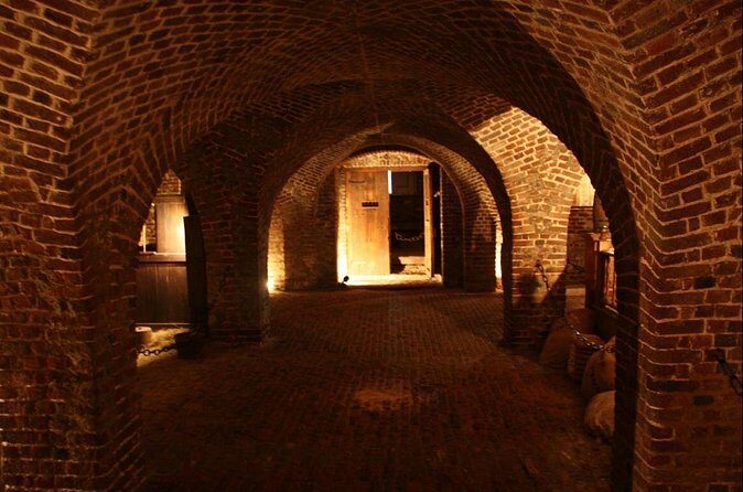 Charleston Ghost & Dungeon Night-Time Walking Tour with Entry to Provost Dungeon - Price and Value: What $40.50 Gets You at Night