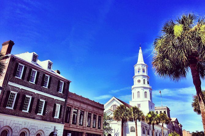 Charleston History, Homes, and Architecture Guided Walking Tour - Rainbow Row: When Color Works as a History Lesson