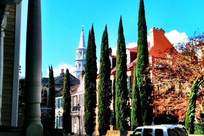 Charleston History Tour - Small Groups Only - History & Alleyways - Stop 6–8: Broad Street commerce, Rainbow Row, and the Exchange Building (1771)