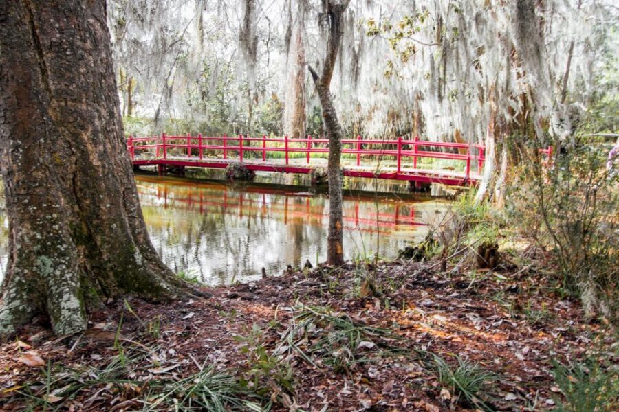 Charleston: Magnolia Plantation Entry & Tour with Transport - The Slavery to Freedom Portion: Time Matters for How You See the Cabins