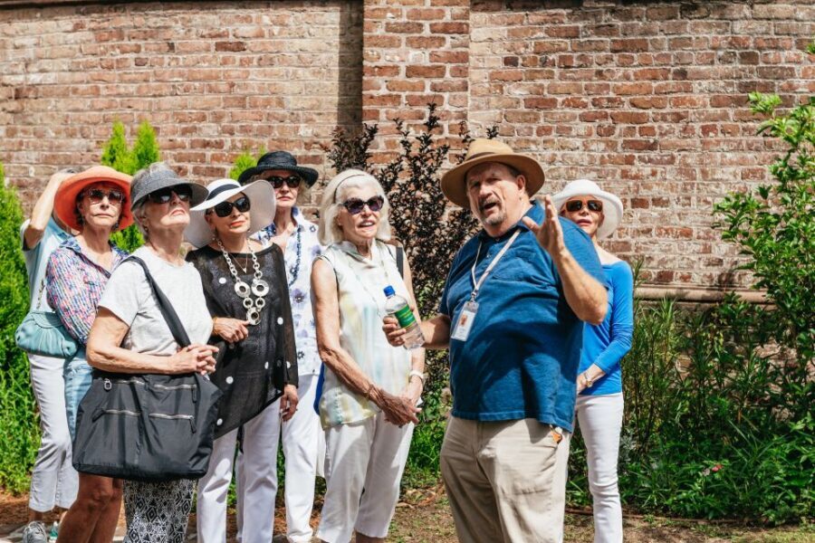 Charleston: Old Walled City Historical Walking Tour - Why Charleston’s walled layout changes how you see everything