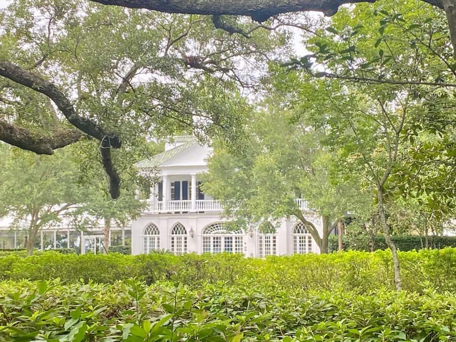 Charleston: Outer Banks Film Locations Tour - Shopping stops: optional purchases, don’t let them hijack the day