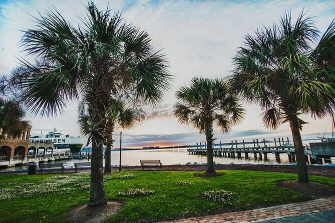 Charleston See-It-All City Bus Tour with Adventure Sightseeing - Old City Market and the Church-and-Iron Thread