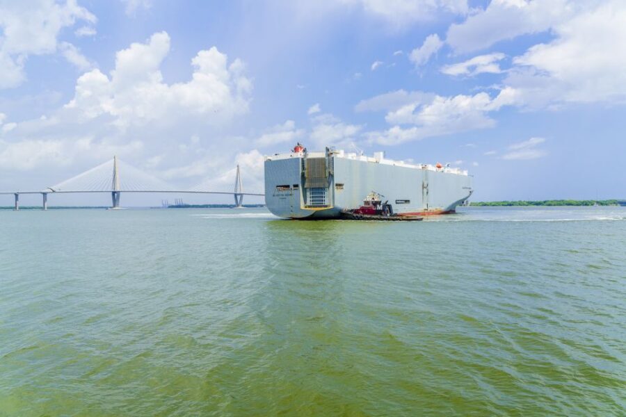 Charleston: Sightseeing Harbor Tour & Dolphin Watch - Fort Sumter photo stop: seeing the Civil War landscape in context