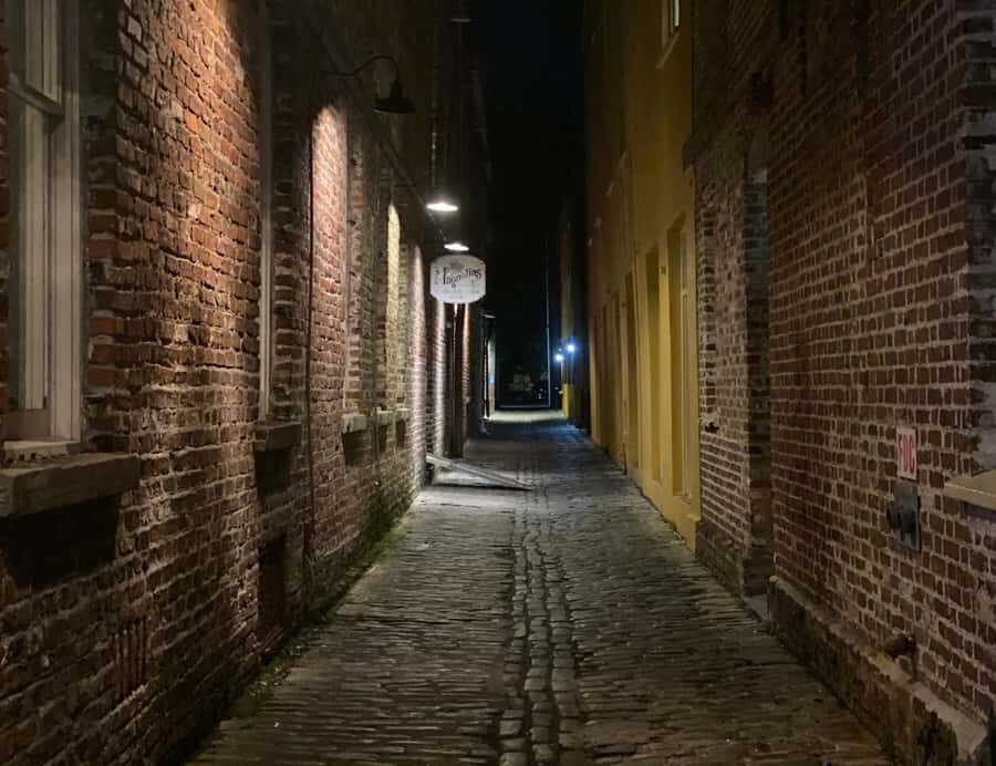 Charleston: Spirits & Spirits Haunted Pub Crawl - Should you book Charleston Spirits & Spirits? My call