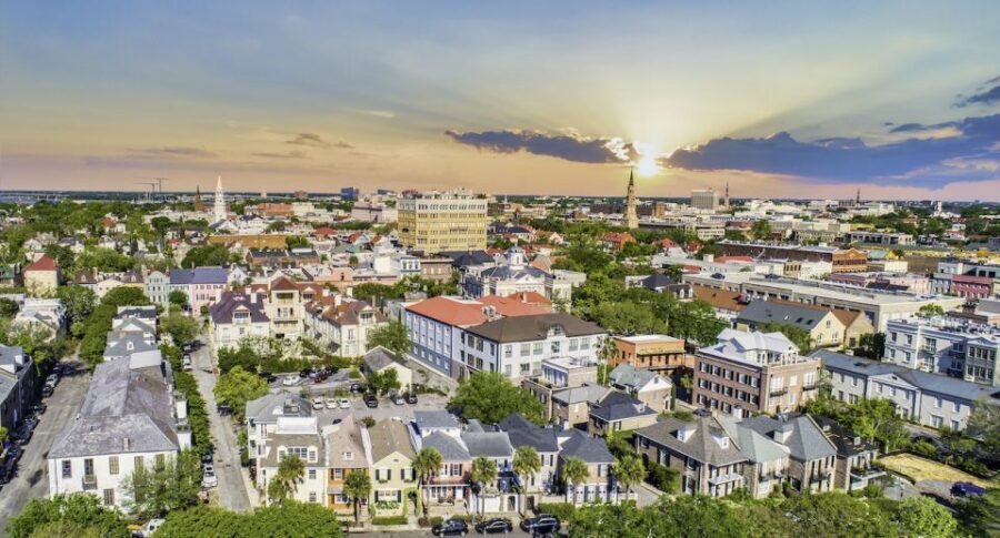 Charleston walking tour with a Citadel history professor - Meeting on Meeting Street: Find the Ionic Columns and Plan Your Start