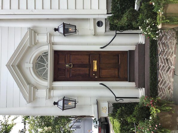 Charleston Walking Tours with Ann - Getting Restaurant and Museum Ideas That Match Your Day