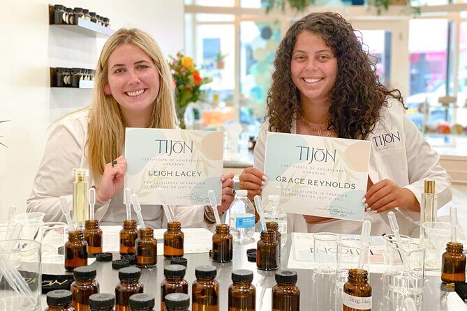 Create a Custom Perfume or Cologne in Charleston, SC: Mix & Match - How the class actually runs during your 90 minutes (and what can change)