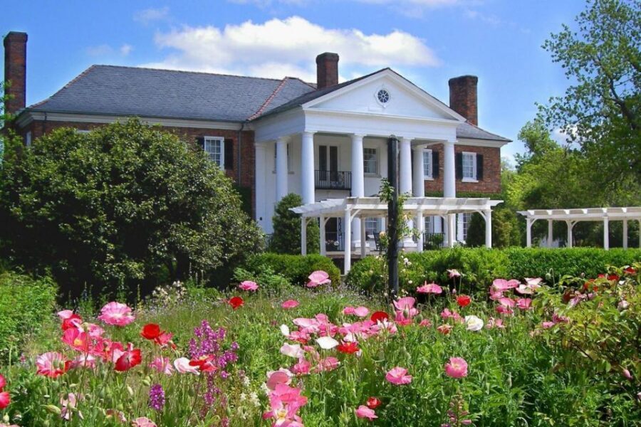 From Charleston: Boone Hall Plantation Entry with Transfers - Getting There: Meeting the Bus Behind the Charleston Museum