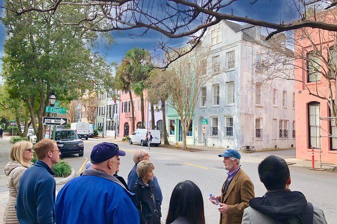 Hidden Alleyways and Historic Sites Small-Group Walking Tour - Rainbow Row in 10 Minutes: Long Rows, Quick Looks, Good Photo Angles