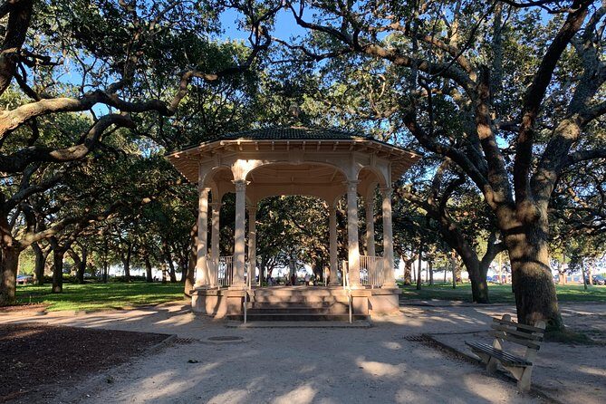 Historic Charleston Walking & Storytelling Tour - The Four Corners of Law: one intersection, four institutions
