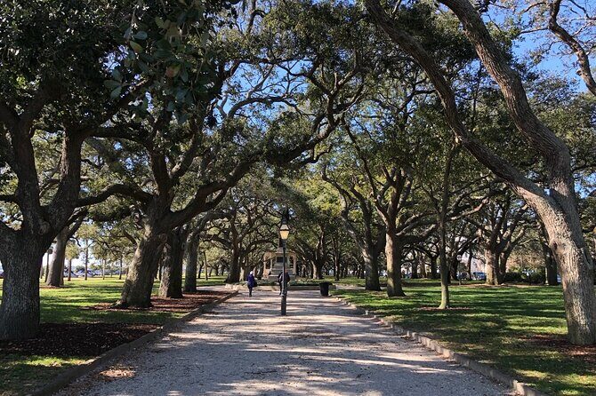 Patriot Escape Charleston Scavenger Hunt and Free Museum - Route walkthrough: from the Powder Magazine to the Provost Dungeon