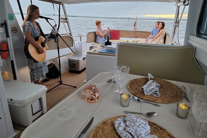 Private Sunset Harbor Tour 20 passenger party Yacht Kismet - Cruising the Battery: historic homes and an easy “first look” at Charleston