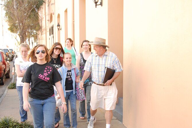 Small-Group Tour: Charleston Old Walled City Historical Walking Tour - Getting Your Bearings: Meeting at 108 Meeting St and Staying Comfortable