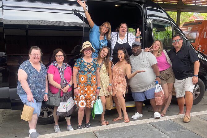 Wine Sippin'-Tea Drinkin'-Tree Huggin' Lowcountry Sightseeing - Charleston Tea Garden: Unlimited Tea and a Trolley Through the Fields