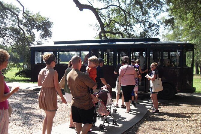 Wine Sippin'-Tea Drinkin'-Tree Huggin' Lowcountry Sightseeing - Guide Energy and Small-Group Attention You Can Feel